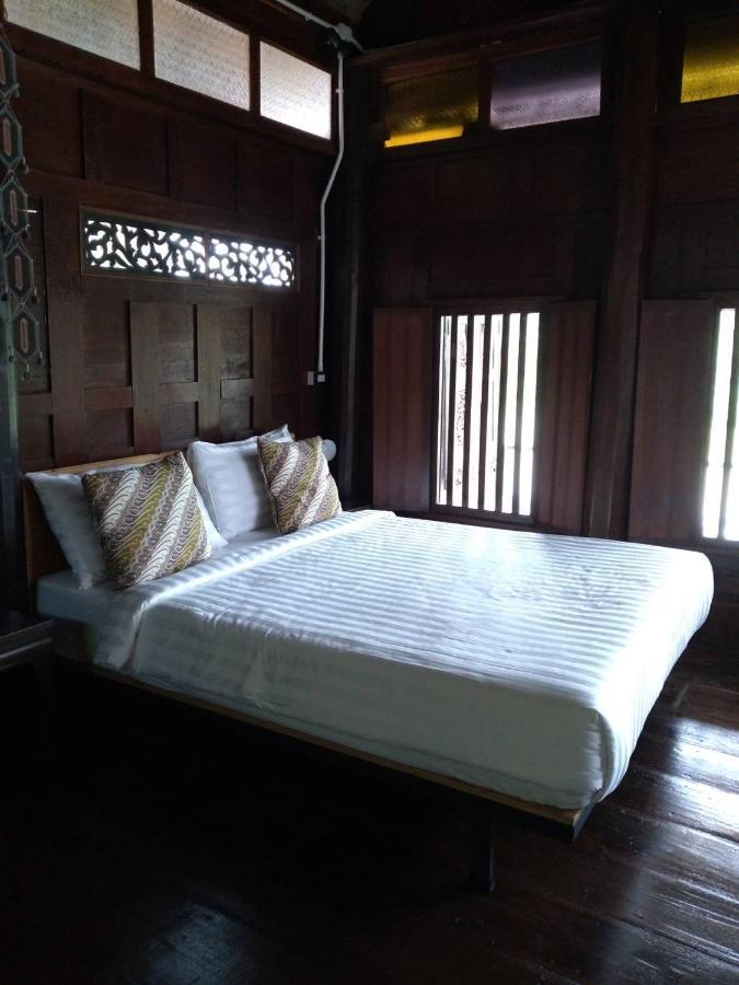 Rustic​ Charm​ Suphan​ Ban Tha Pong Екстериор снимка